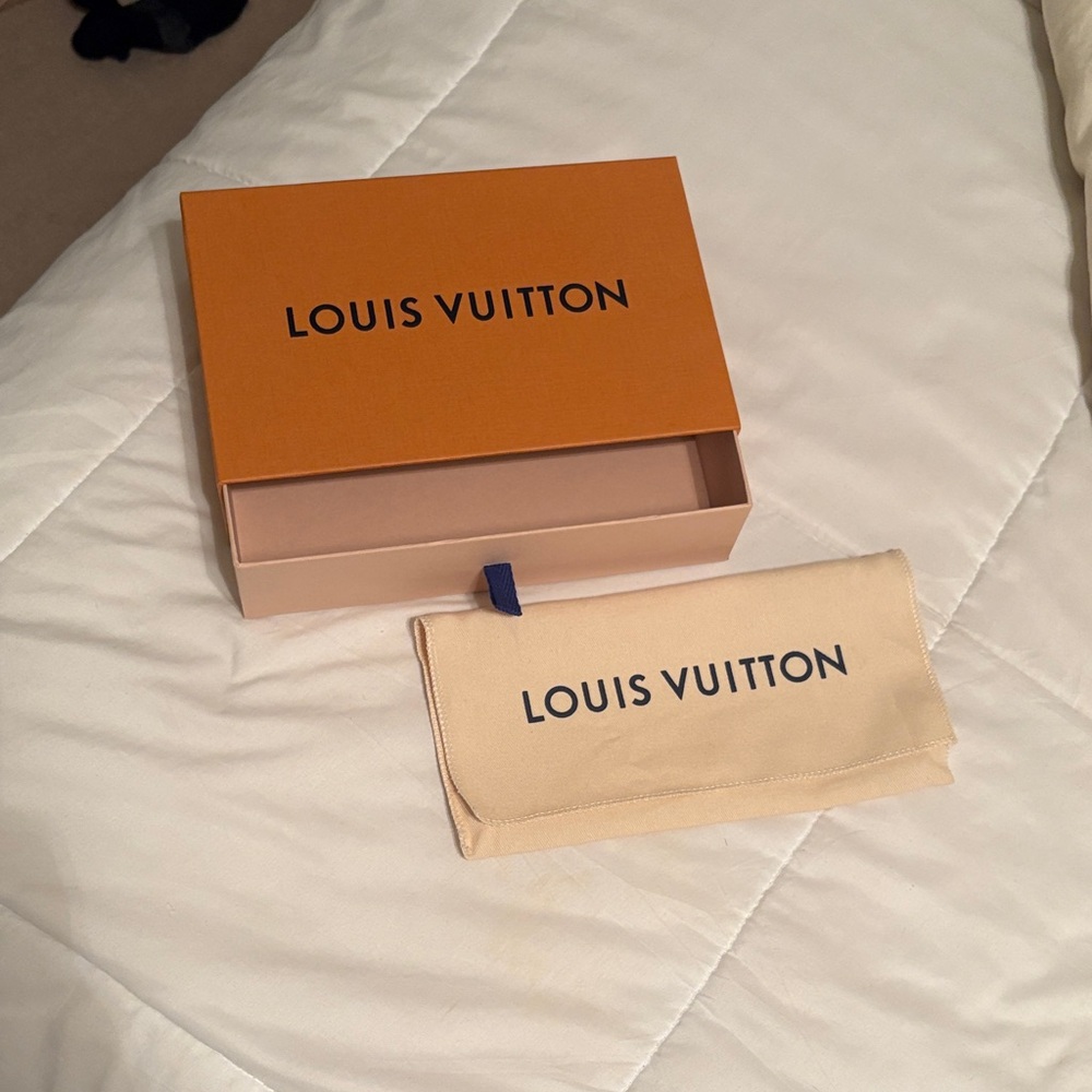 Louis Vuitton Orange Box with Cream Dust Bag